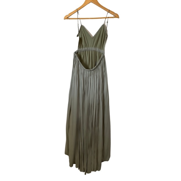 ✨Windsor Sage Green Flowy Maxi Dress XS✨ - Picture 5 of 7